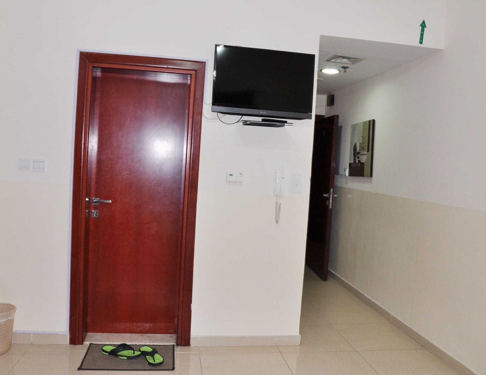 Africana Hotel Dubai Buitenkant foto